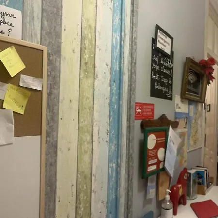 Peniche Hostel פניש