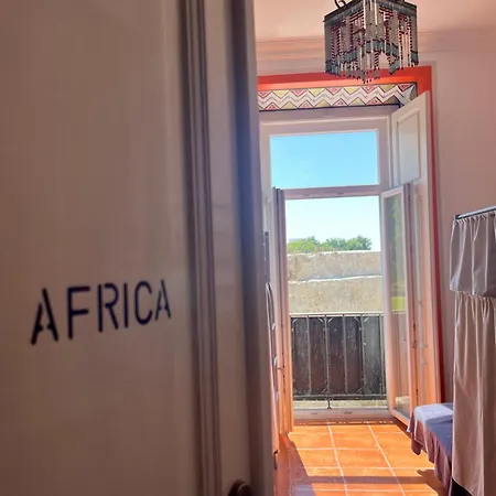 Peniche Hostel * פניש