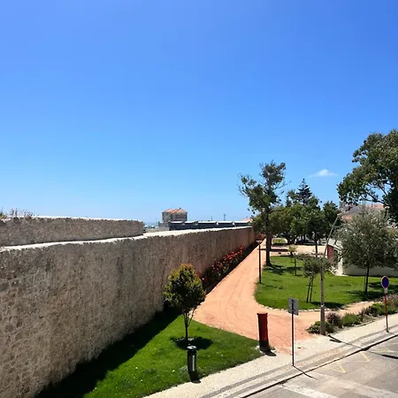 Peniche Hostel אכסניה *