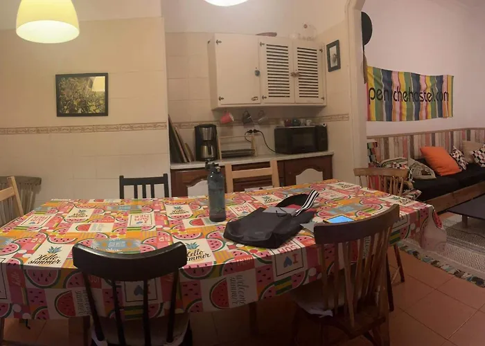 Peniche Hostel ホステル