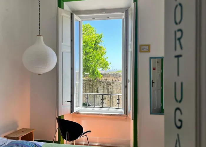 Peniche Hostel ホステル