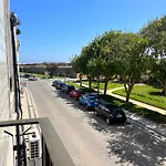 Peniche Hostel Хостел Пениши