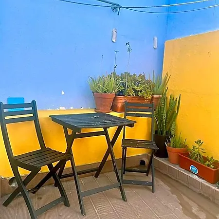 Hostal Peniche Hostel
