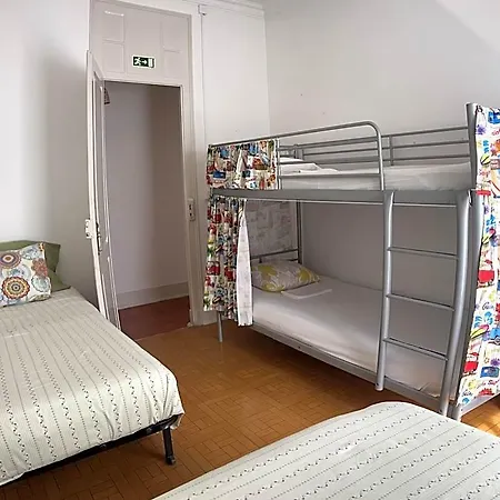 Peniche Hostel Hostal Peniche