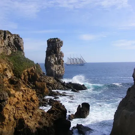 Peniche Hostel * Пениши