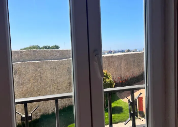 Peniche Hostel *